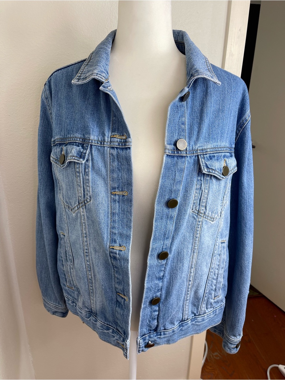 Who What Wear Upcycled Boho Denim Jacket Ruffle Tapestry Panel Large